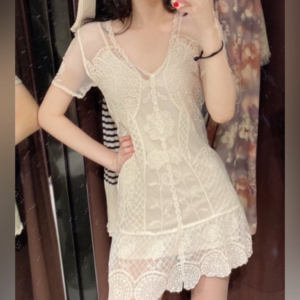 ZARA lace Embroidered Mini Dress Floral Size medium  boho